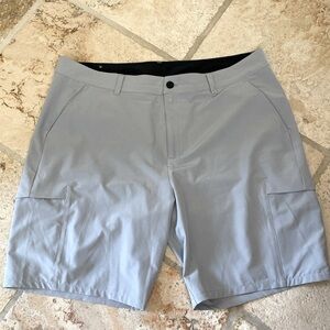32 DEGREES Golf Shorts Men’s Cargo style snap pockets Activewear vacation Sz 40